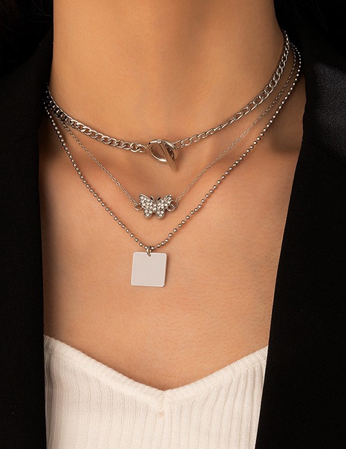 Collar Multicapa Cuadrado Con Hebilla Ot De Mariposa De Diamante De Aleación