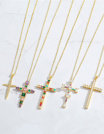 Elegante Collar De Cruz De Jesús Con Diamantes