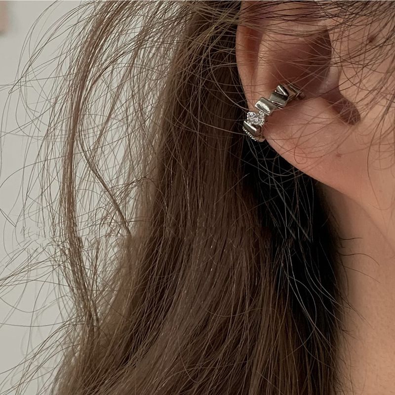Ear Cuff Cuadrado Cobre Diamante (pieza Única)