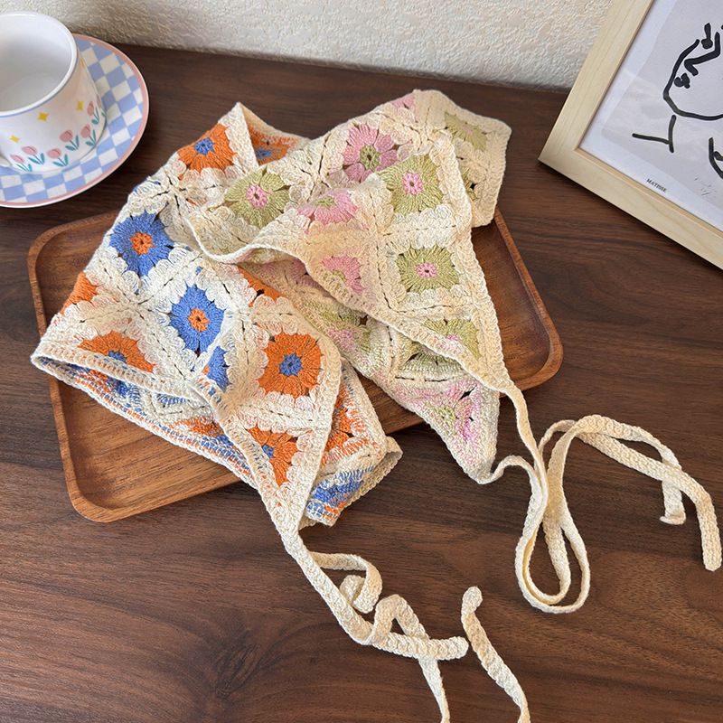 Pañuelo Triangular De Tela En Crochet