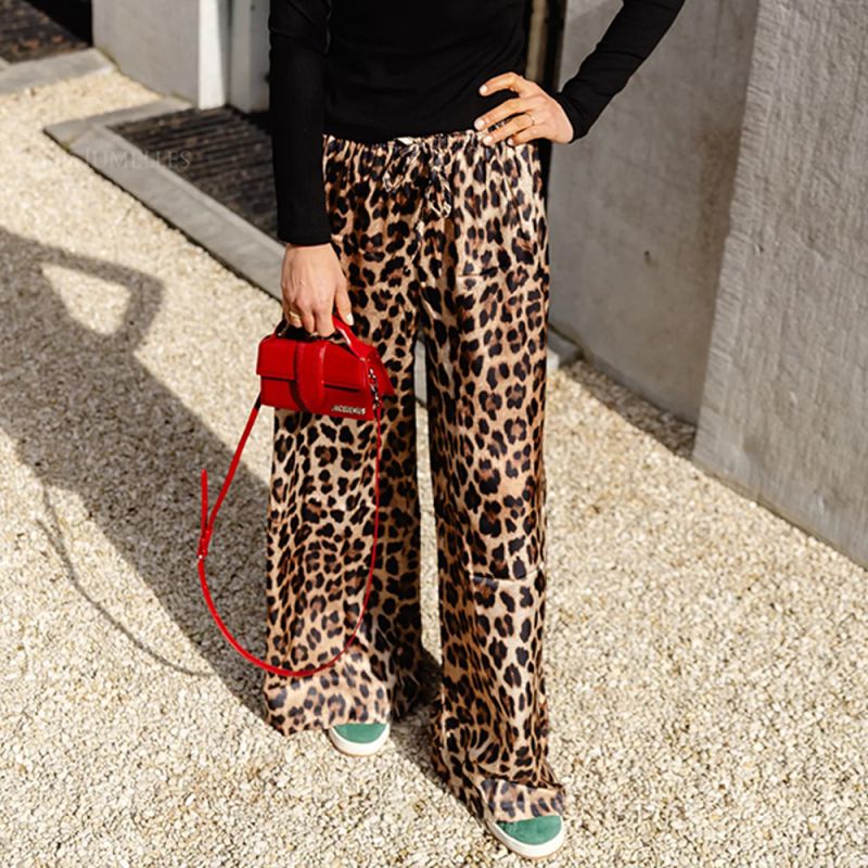 Pantalones Anchos Con Estampado De Leopardo
