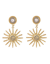 Fashion Matte Gold Alloy Diamond Pearl Sun Flower Stud Earrings