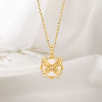 Fashion Butterfly:round Titanium Steel Diamond Butterfly Round Necklace
