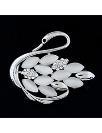 Exquisite White Diamond Decorated Swan Shape Design Alloy Korean Brooches